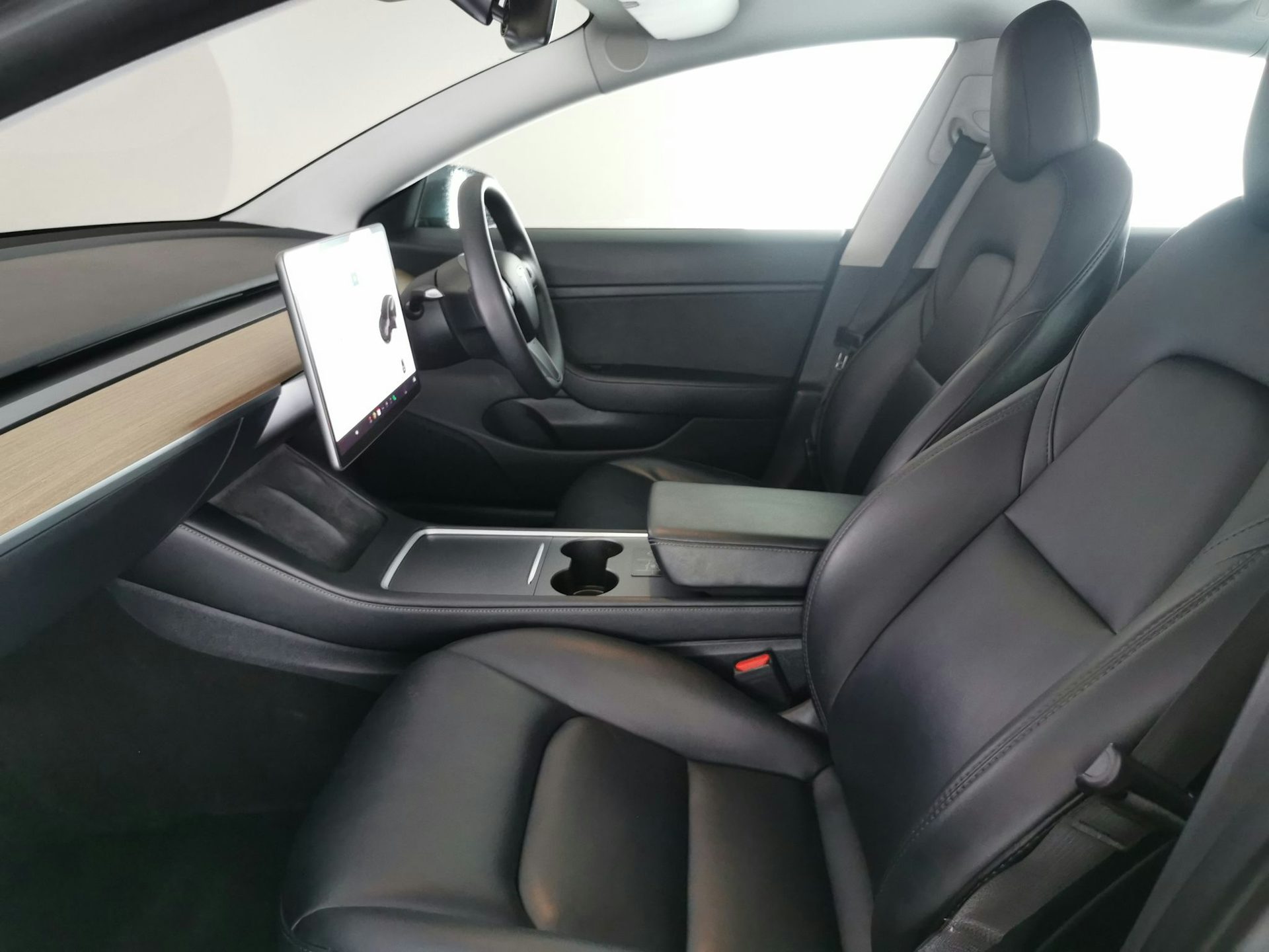 Gallery image 4 for 2020 Tesla Model 3 Auto Standard Plus